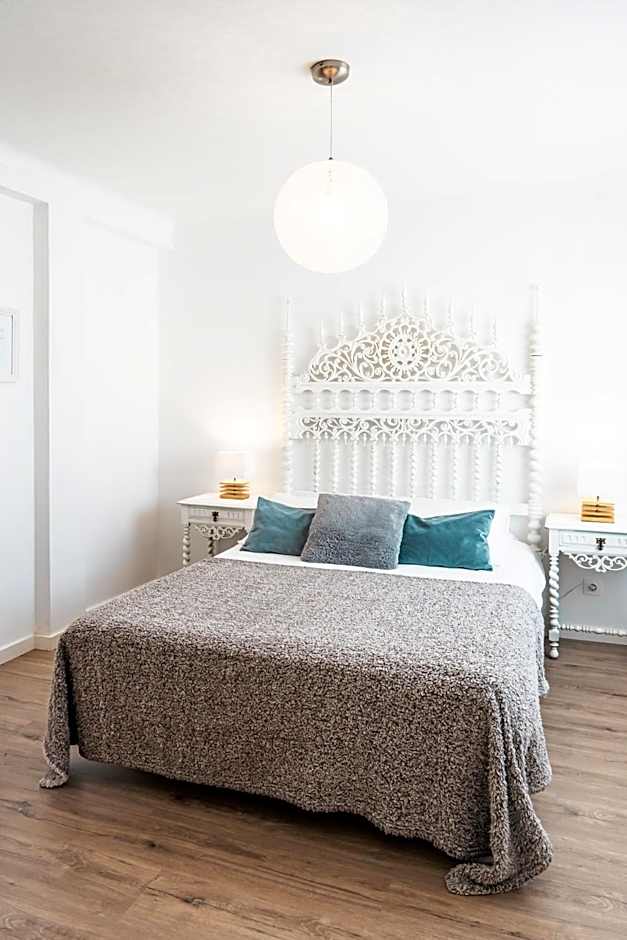 Almograve Beach Hostel