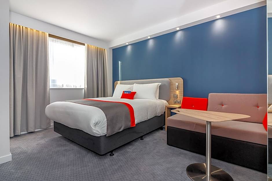 Holiday Inn Express Wigan By IHG