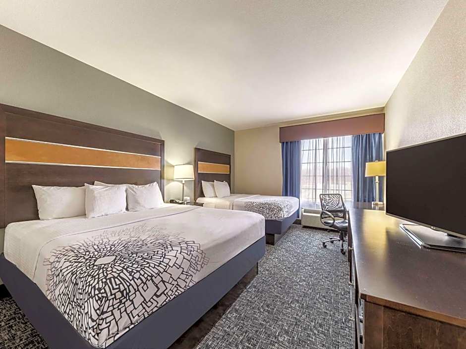 La Quinta Inn & Suites by Wyndham Tulsa - Catoosa