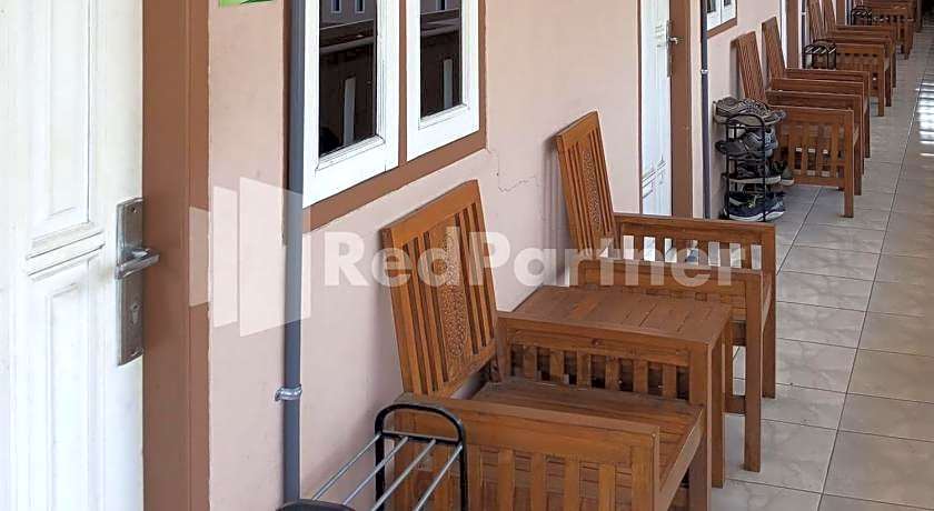 Isa Homestay Kudus Mitra Reddoorz