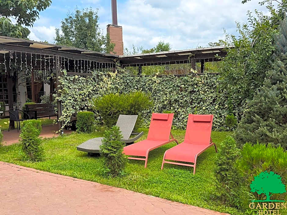 Garden Hotel