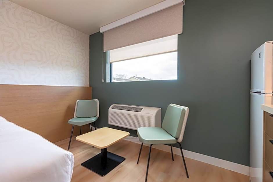 Adobe Sands Motel