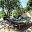 Miramare Apartments&Suites