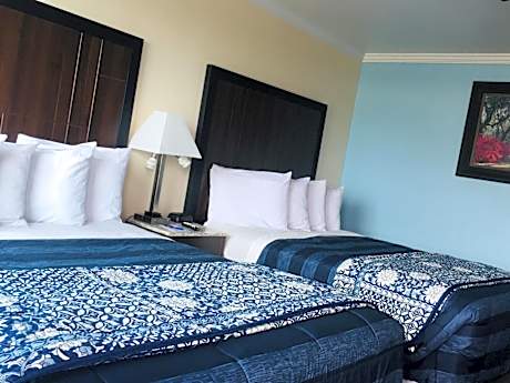 Queen Room with Two Queen Beds - Non-Smoking