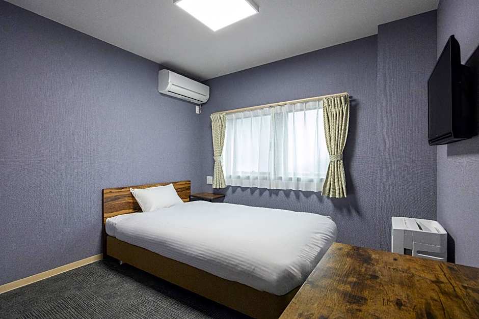 Photo 1 of 5 of Single Room Type B