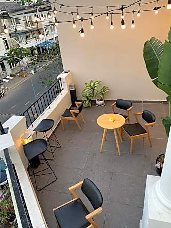 LÁ HOMESTAY - ¿M ÁP NH¿ NHÀ C¿A B¿N