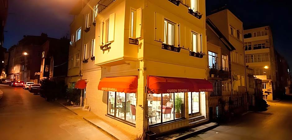 Queen Seagull Boutique Hotel