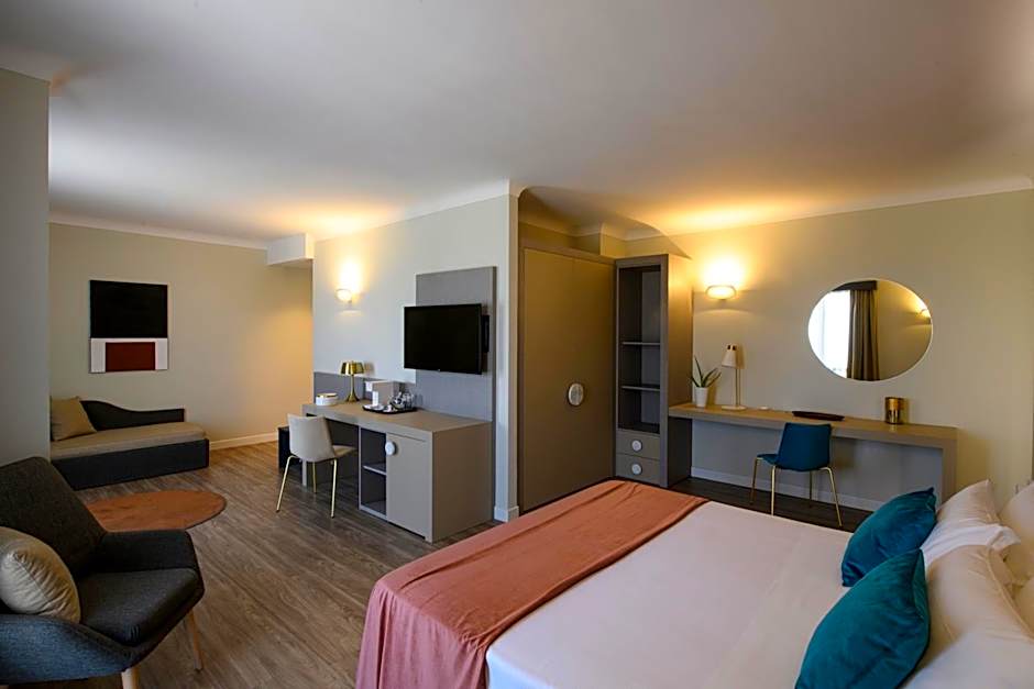 Seawater Hotels & Medical SPA