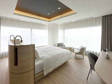 Executive Corner King Room