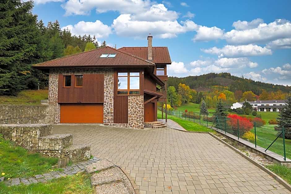 Hotel Villa Golf Cihelny