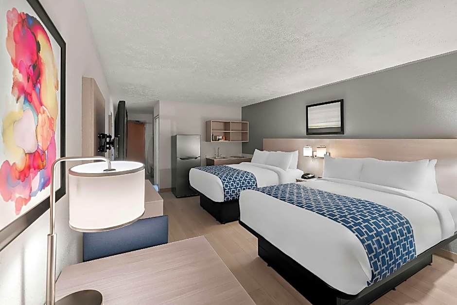 Suburban Studios, Kearney