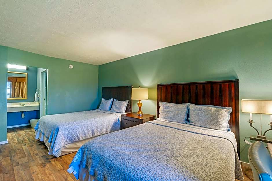 Williamsburg Suites