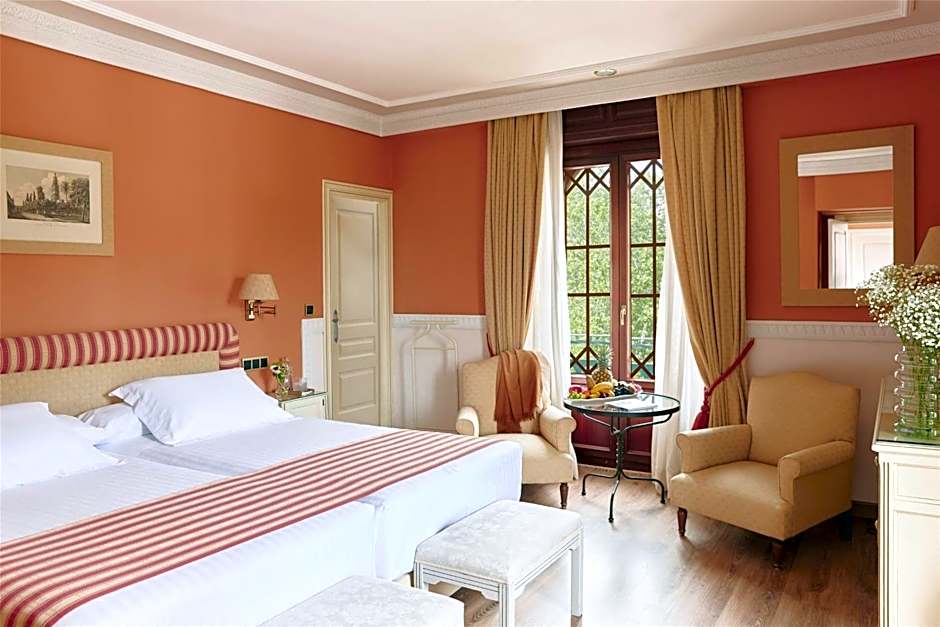 Alhambra Palace Hotel