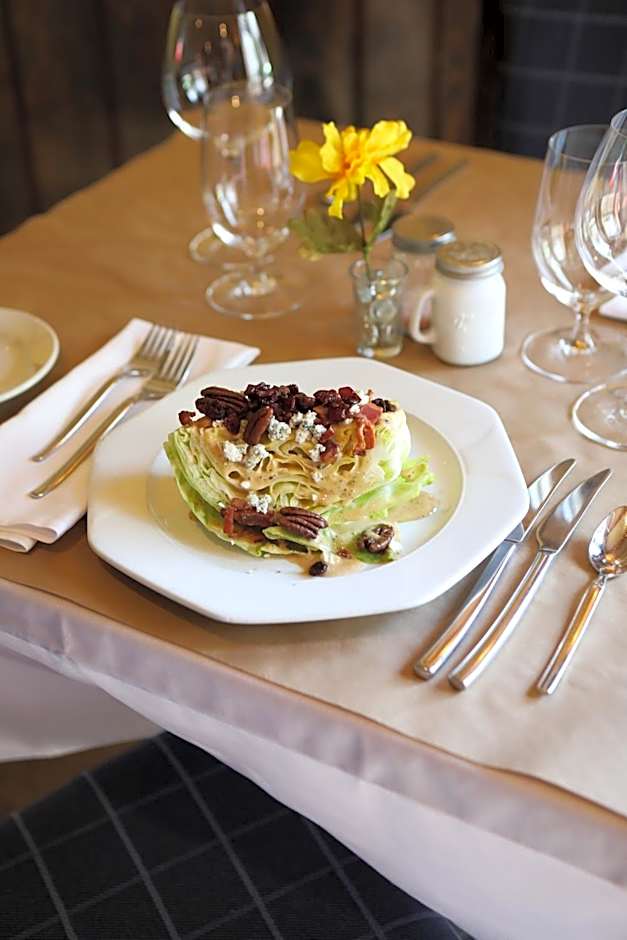 Kandahar Lodge at Whitefish Mountain Resort