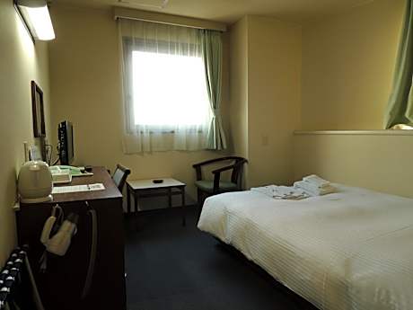 Double Room with Small Double Bed - Non-Smoking