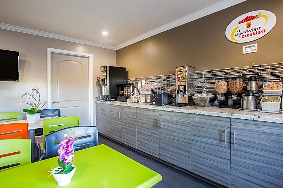 Super 8 by Wyndham Vacaville