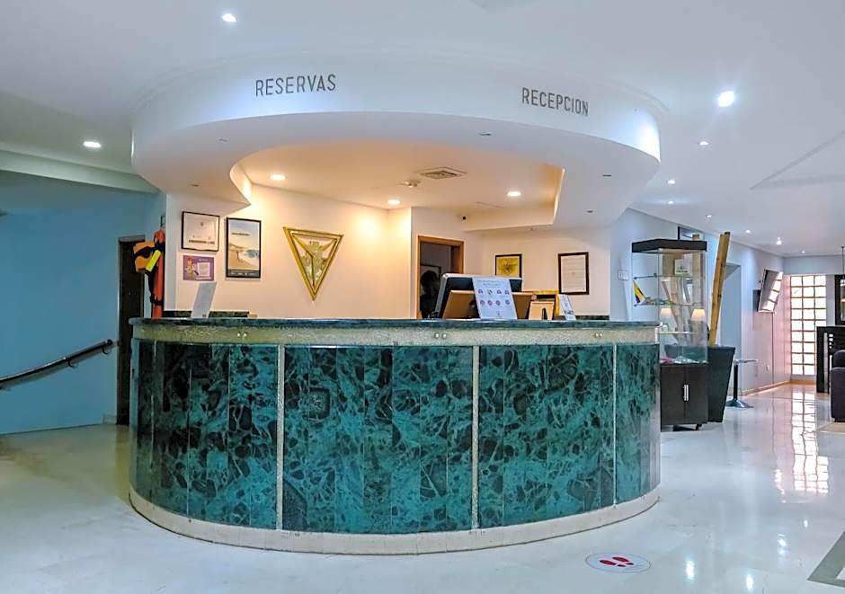 Hotel Internacional La Triada