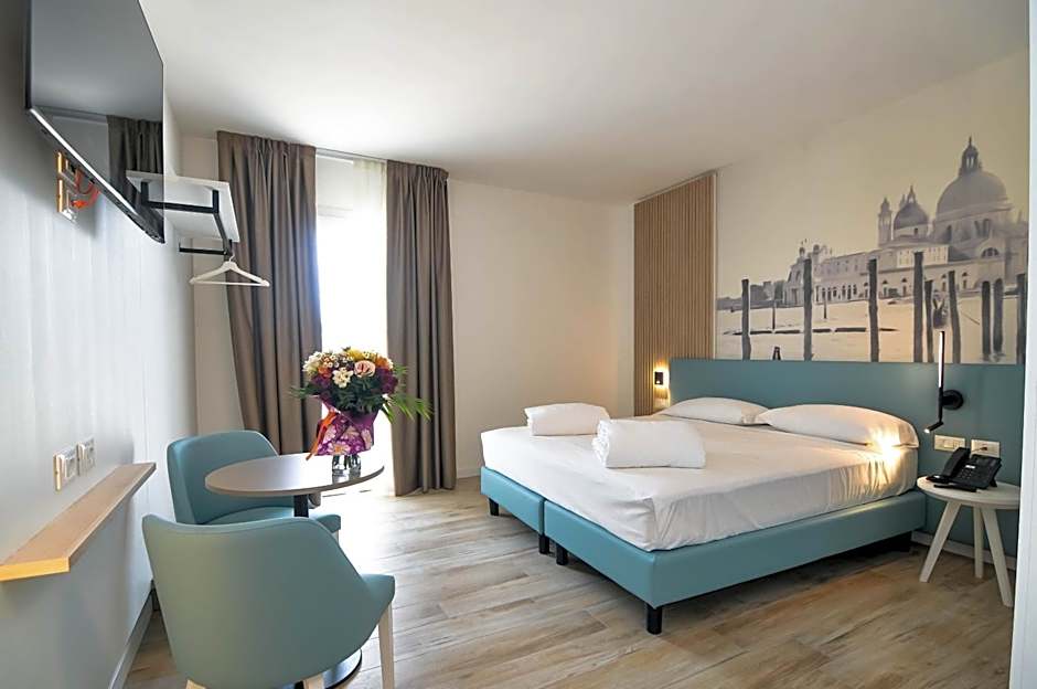 Marina Junior Suite 4 Stelle S