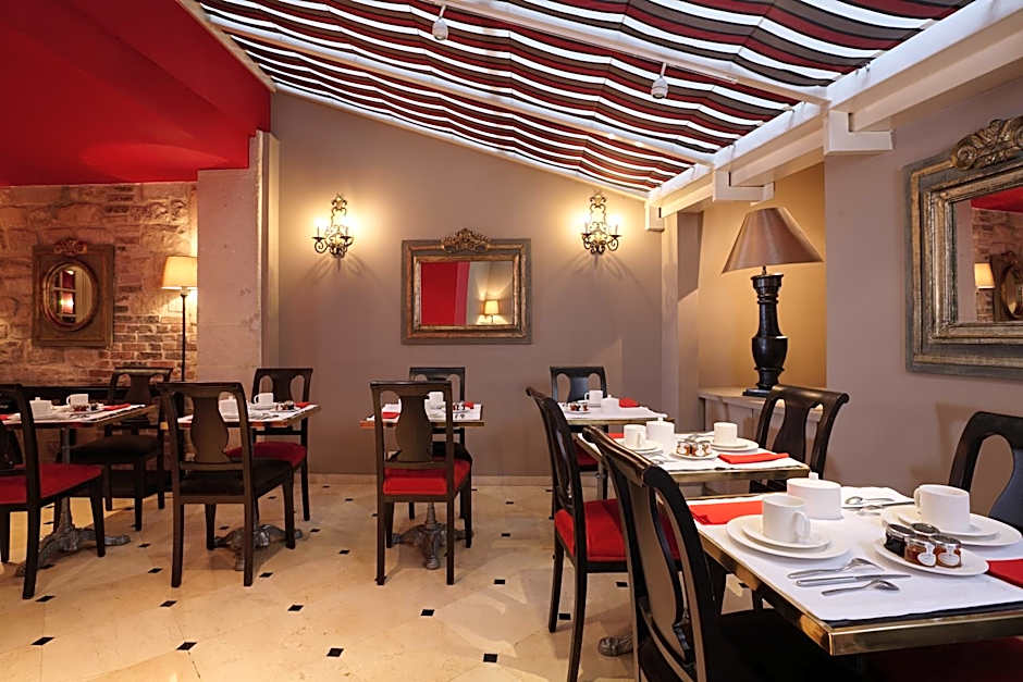 Hôtel Relais Saint Jacques Paris