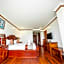 Pursat Riverside Hotel & Spa