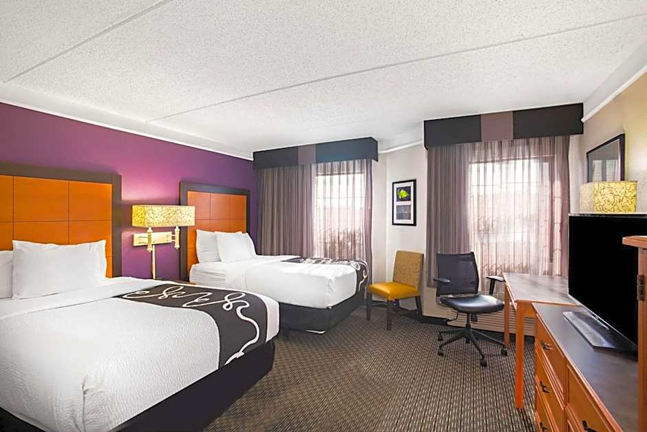 La Quinta Inn & Suites by Wyndham San Marcos