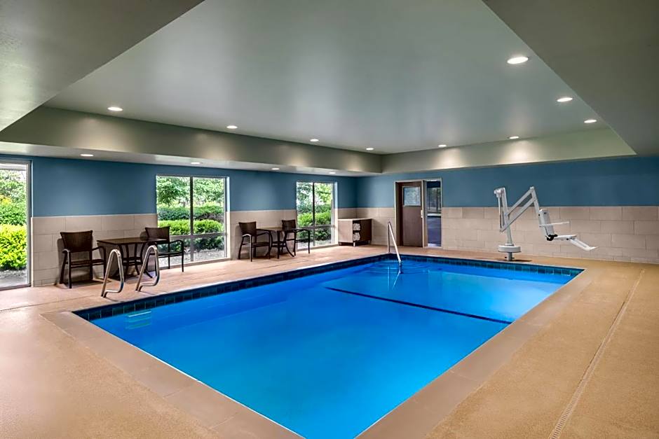 Holiday Inn Express & Suites Salem North-Keizer By IHG