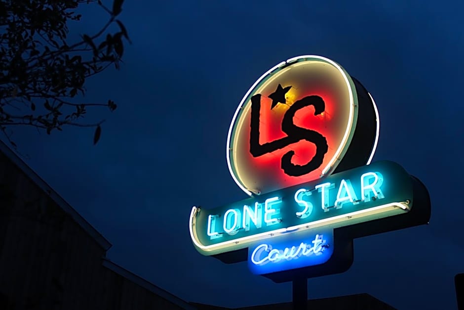 Lone Star Court, by Valencia Hotel Group