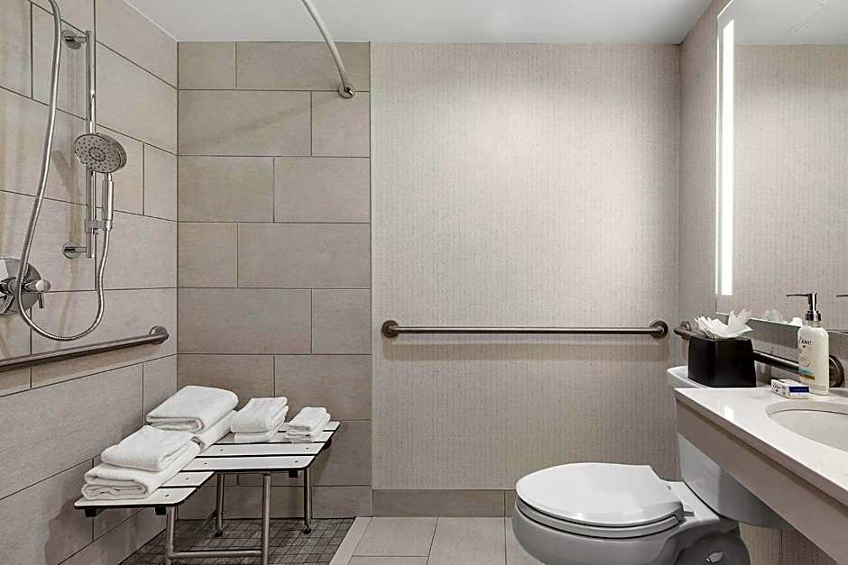 Holiday Inn Manhattan 6th Ave - Chelsea By IHG