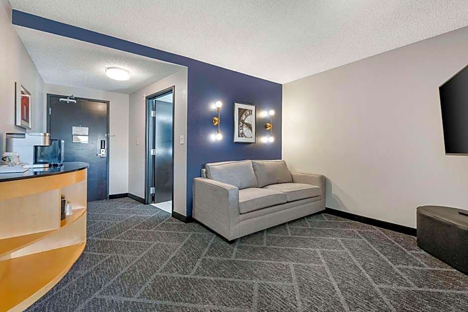 Cambria Hotel Minneapolis Maple Grove