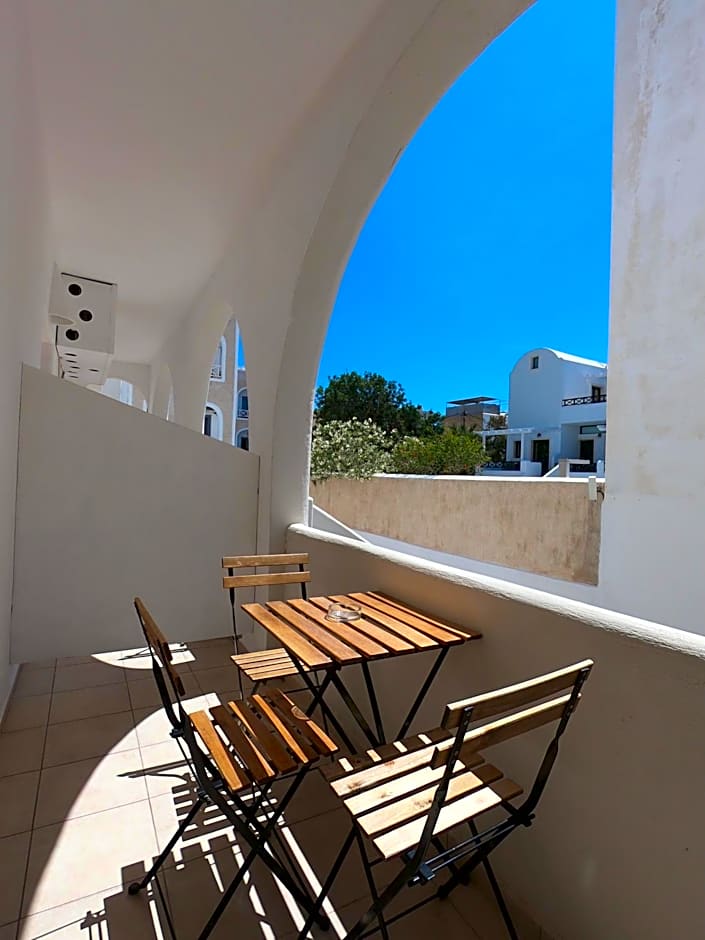 Anny Studios & Rooms Perissa Beach