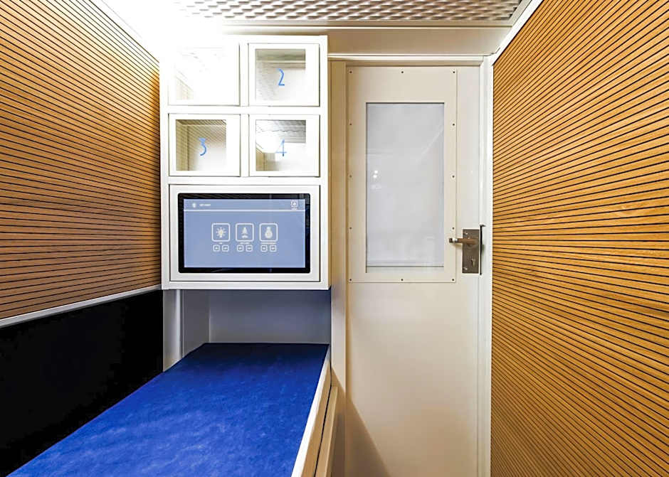 Resting Pods - ZzzleepandGo VCE Venice Airport