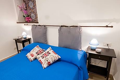 Double or Twin Room with Private Bathroom