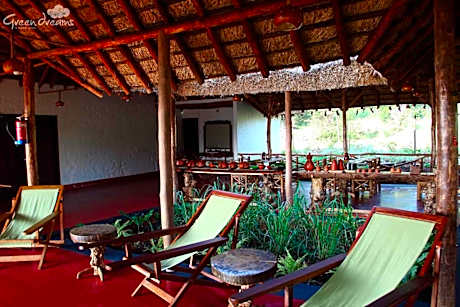 Green Dreams By Adventure Stay