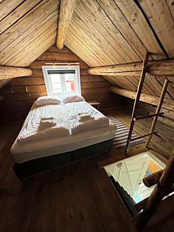 Superior cabin with sea view and balcony