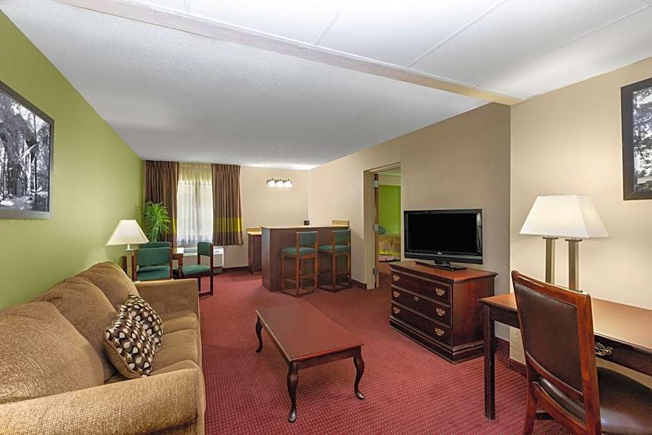 Super 8 by Wyndham Eureka Springs