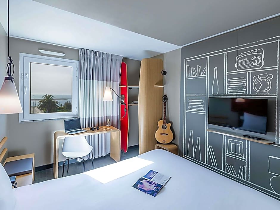 Hotel ibis Porto Gaia