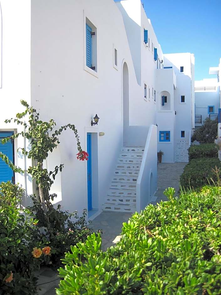 Dilino Hotel Studios