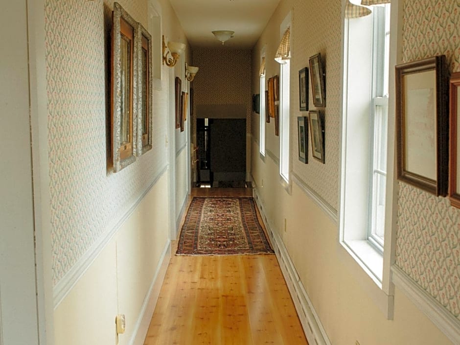 Cave Hill Farm Bed & Breakfast