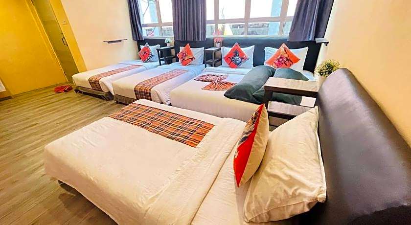 Loft Pals Urbanstay Lodge, Kapit