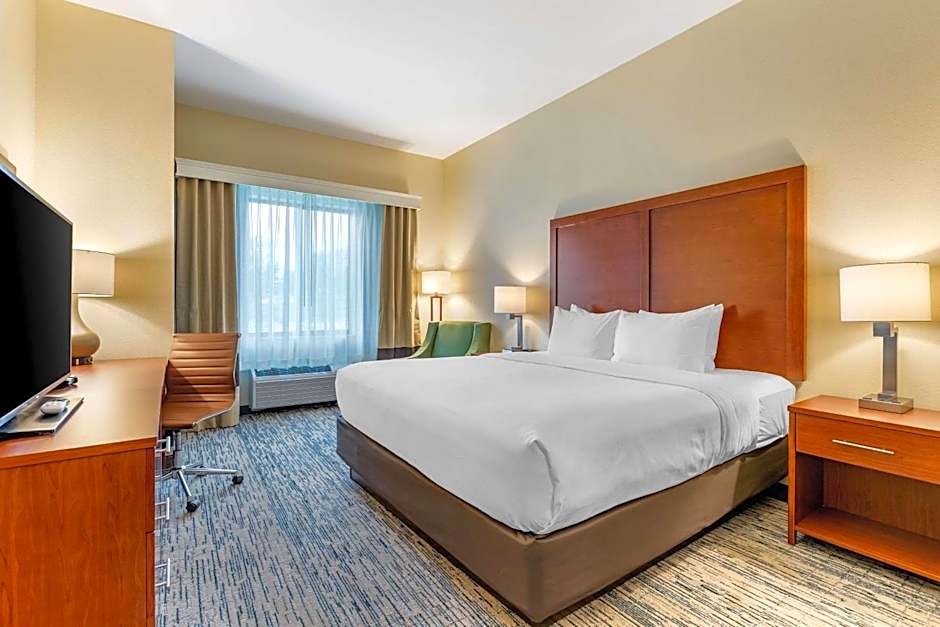 Comfort Inn & Suites