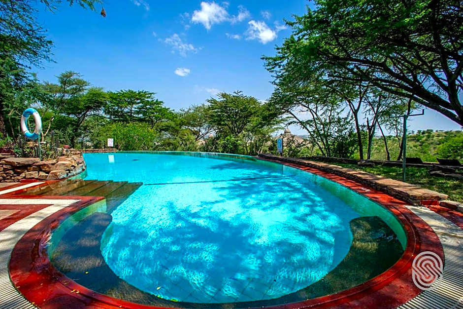 Serengeti Serena Safari Lodge