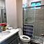 PRIVATE ROOM IN NEW APPARTMENT WITH FULL BATH