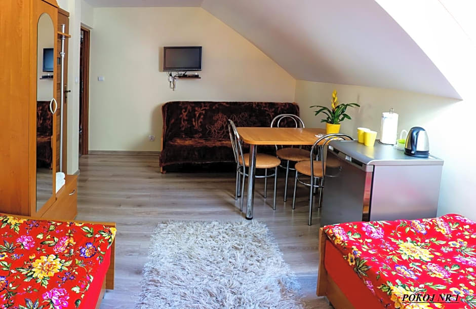 Domki i Pokoje u Borsa