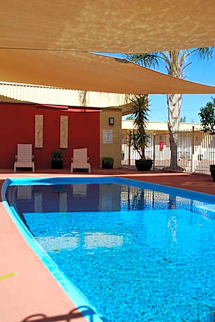 Desert Sand Motor Inn