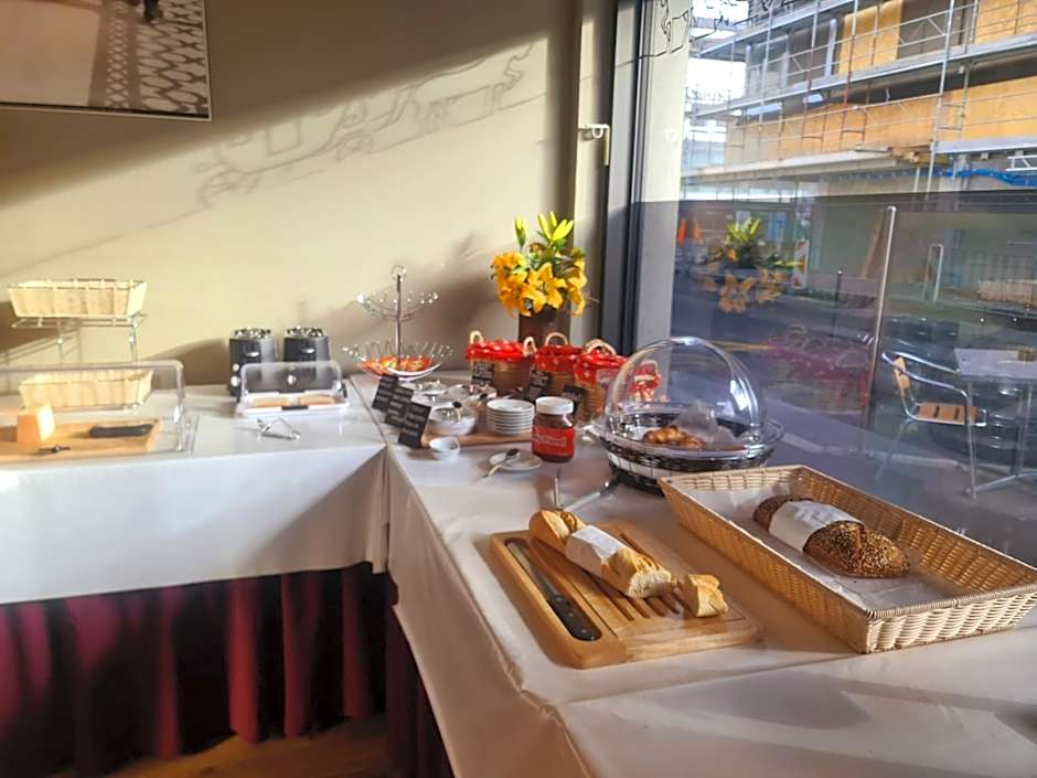 Hôtel de la Poste Martigny - City Center