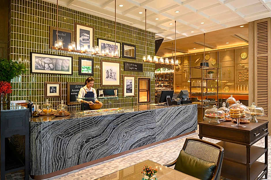 Anantara Siam Bangkok Hotel