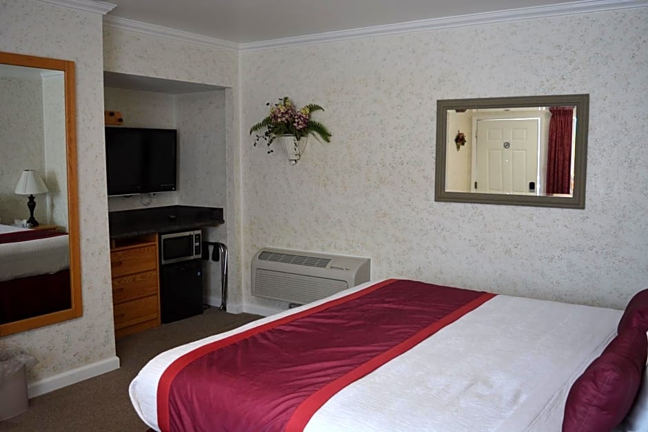 Travelers Inn