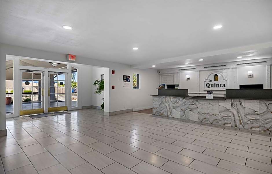 La Quinta Inn & Suites by Wyndham Stockton