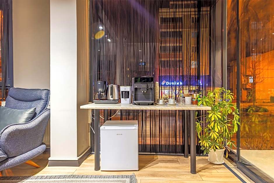 Lenora Airport Hotel