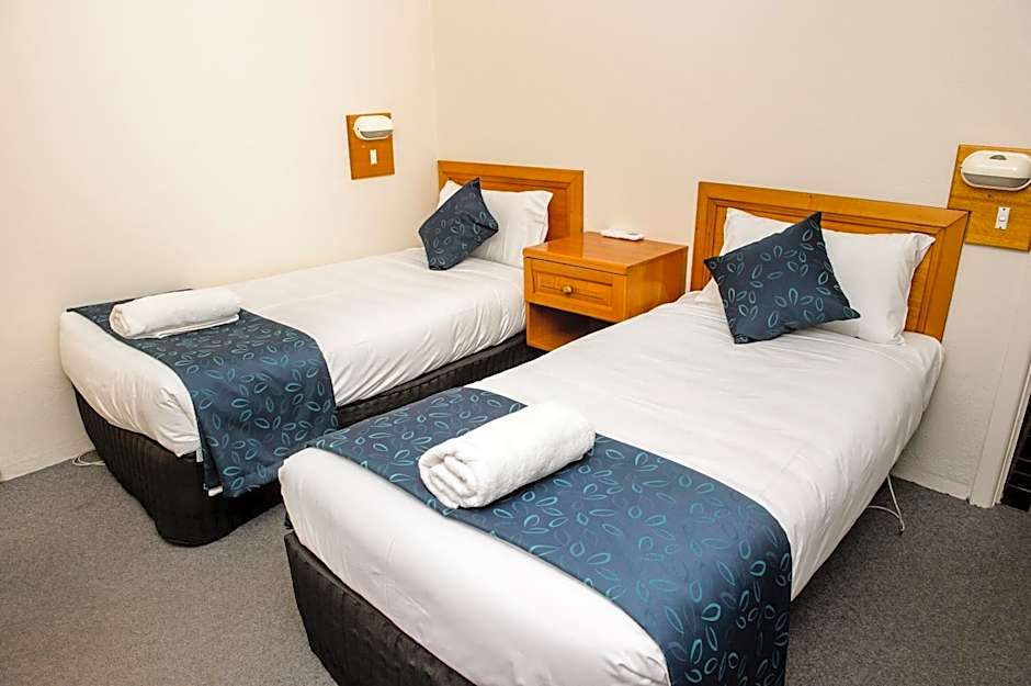 Bathurst Gold Panner